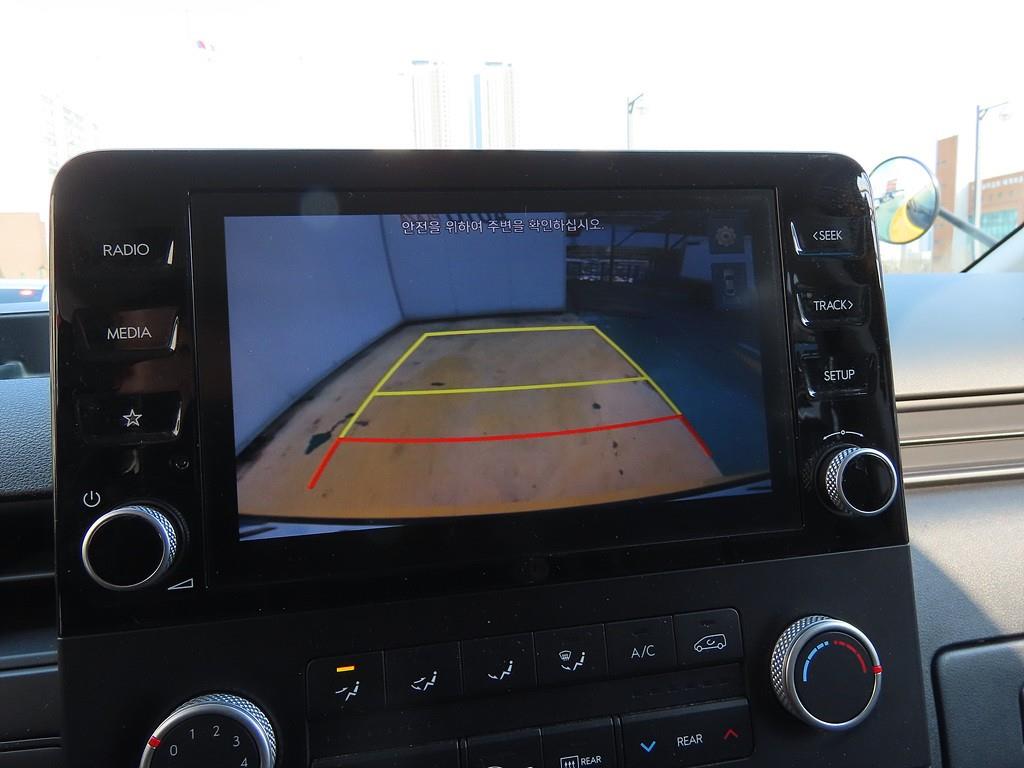 HYUNDAI Staria 2023 Amarillo - Importación desde Corea - HF Imports Iquique - Foto 13