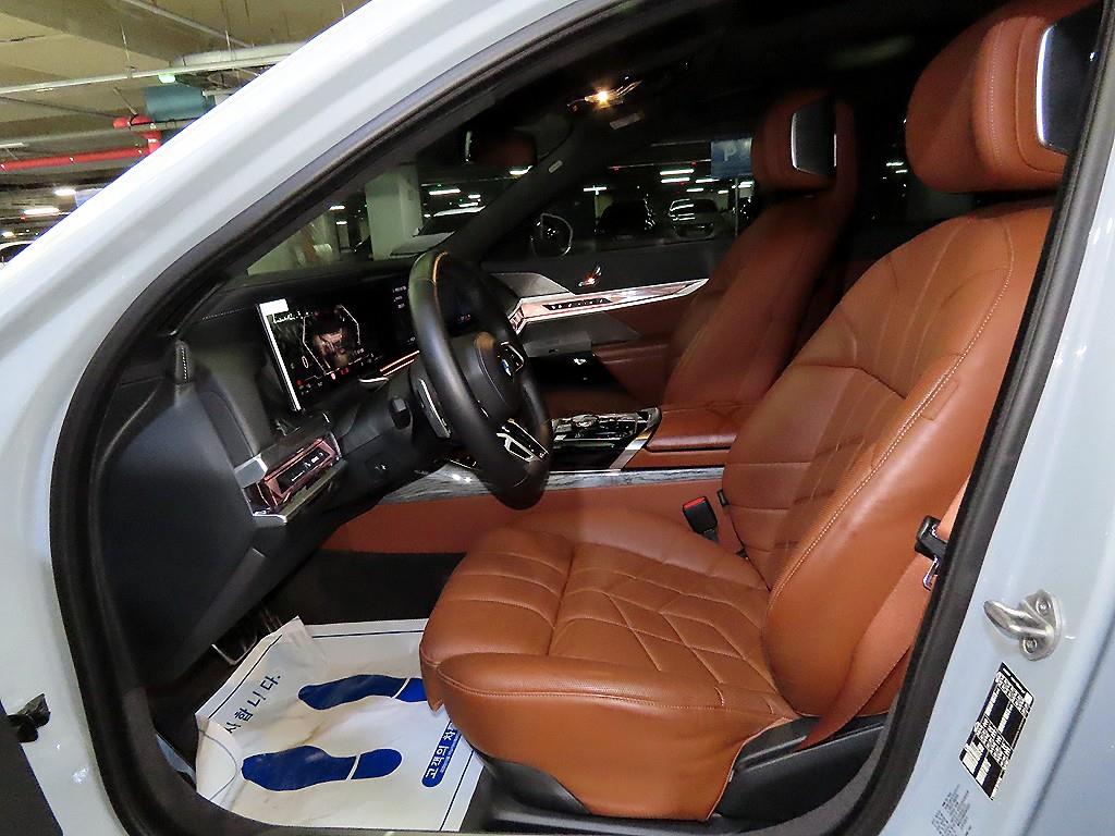 BMW 7 Series - Vista 6