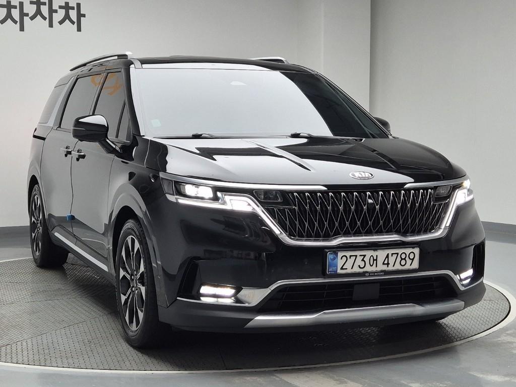 KIA Carnival - Vista 4