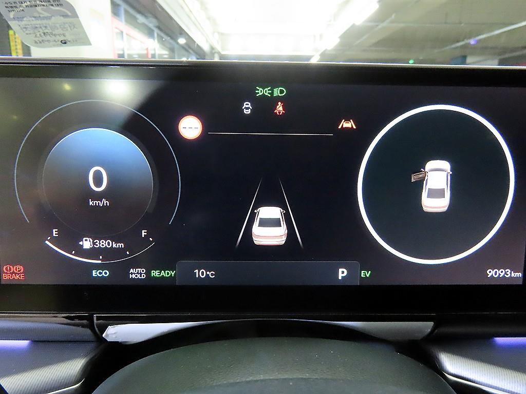 HYUNDAI Grandeur - Vista 9