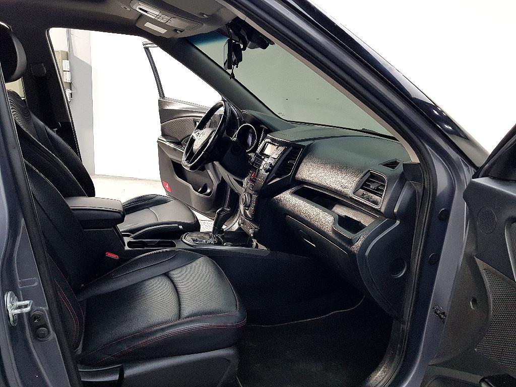 Ssangyong Tivoli 2016 Gris - Importación desde Corea - HF Imports Iquique - Foto 15