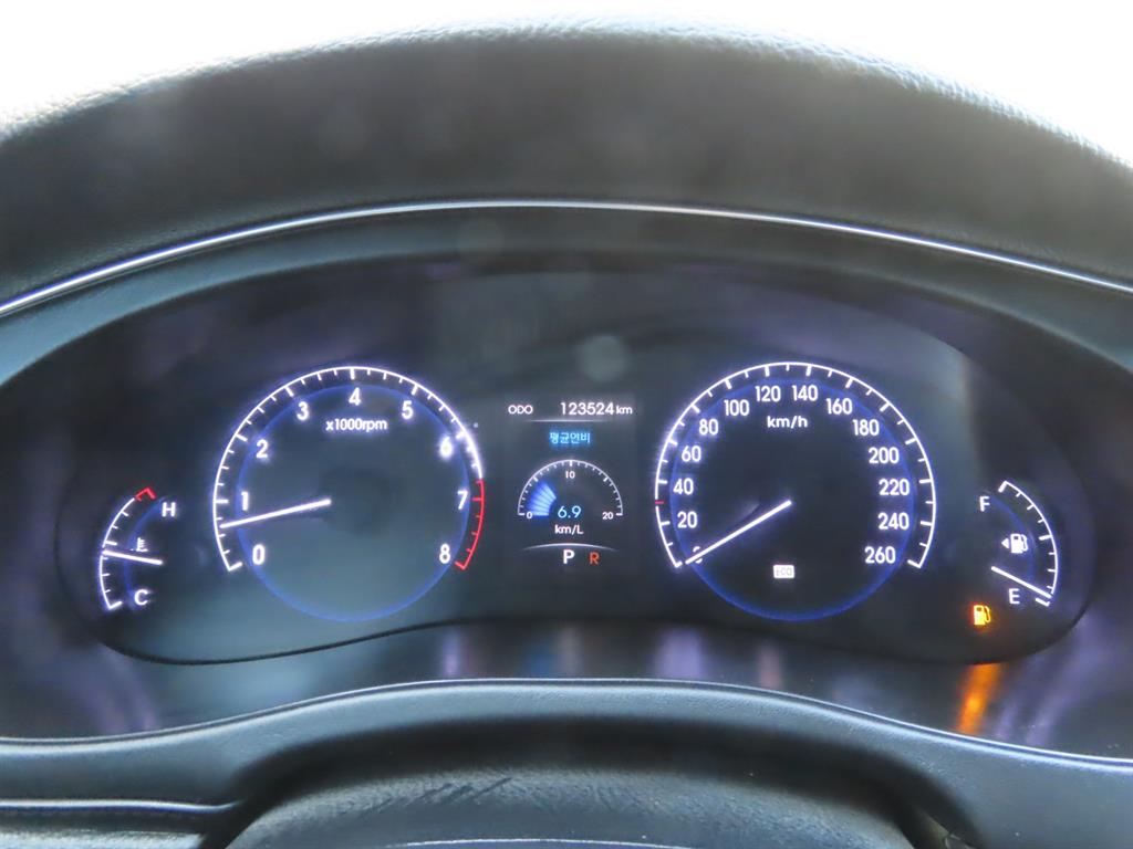 HYUNDAI Genesis 2014 Negro - Importación desde Corea - HF Imports Iquique - Foto 9