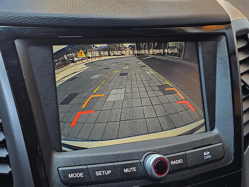 Ssangyong Tivoli 2016 Blanco - Importación desde Corea - HF Imports Iquique - Foto 14