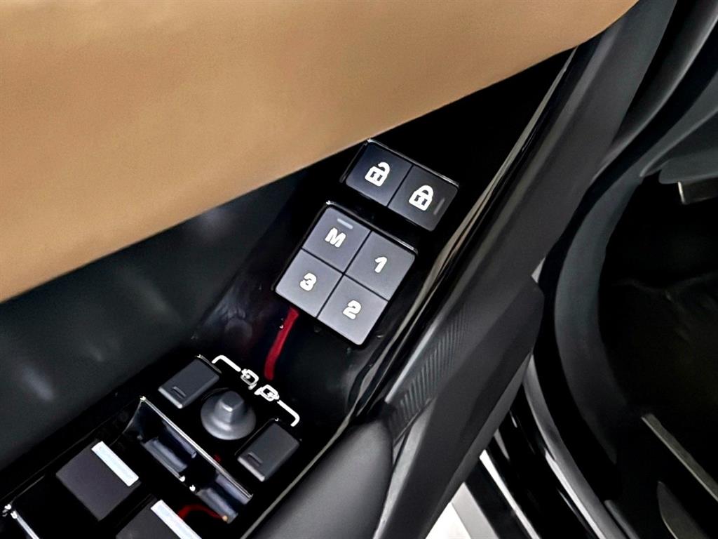 Land Rover Range Rover Bella 2025 Negro - Importación desde Corea - HF Imports Iquique - Foto 16