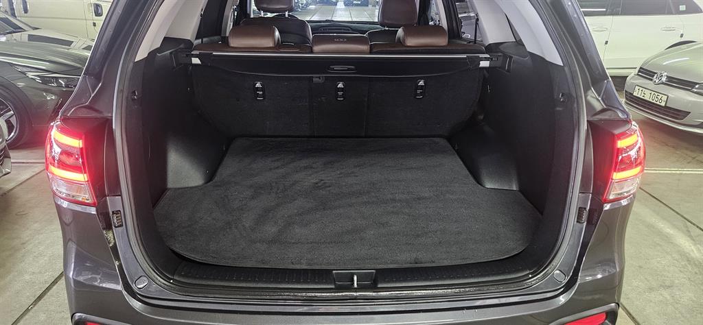 KIA Sorento - Vista 7