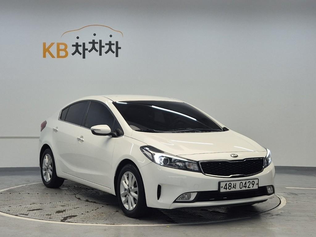 KIA K3 - Vista 4