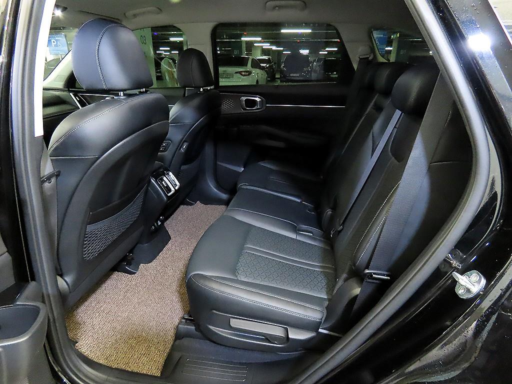 KIA Sorento - Vista 7