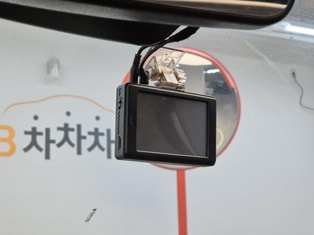 KIA Seltos 2025 Blanco - Importación desde Corea - HF Imports Iquique - Foto 17