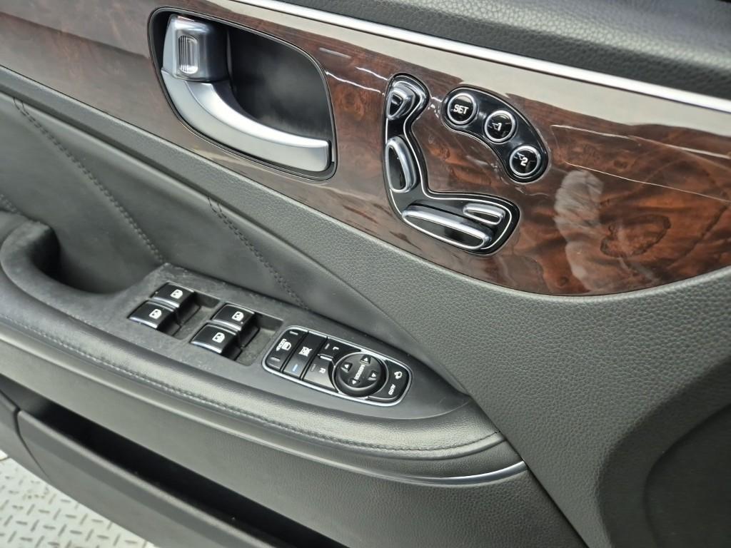 HYUNDAI Equus 2015 Negro - Importación desde Corea - HF Imports Iquique - Foto 17