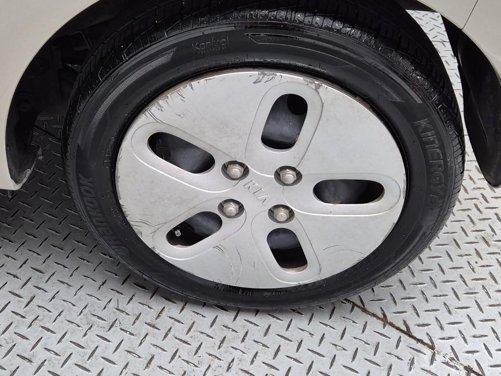 KIA Ray 2016 the color of pearl - Importación desde Corea - HF Imports Iquique - Foto 18