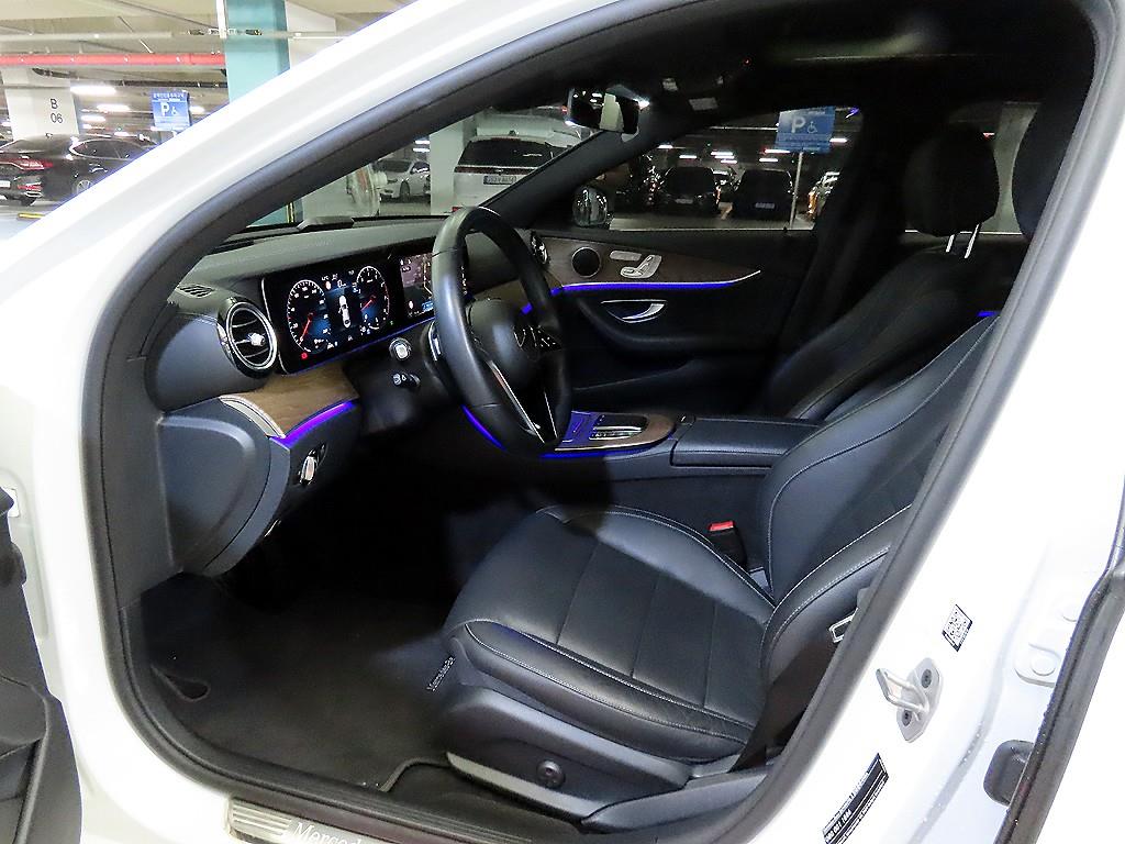 Mercedes Benz E class - Vista 6