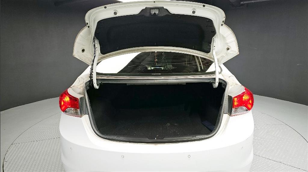 HYUNDAI Avante 2013 Blanco - Importación desde Corea - HF Imports Iquique - Foto 20