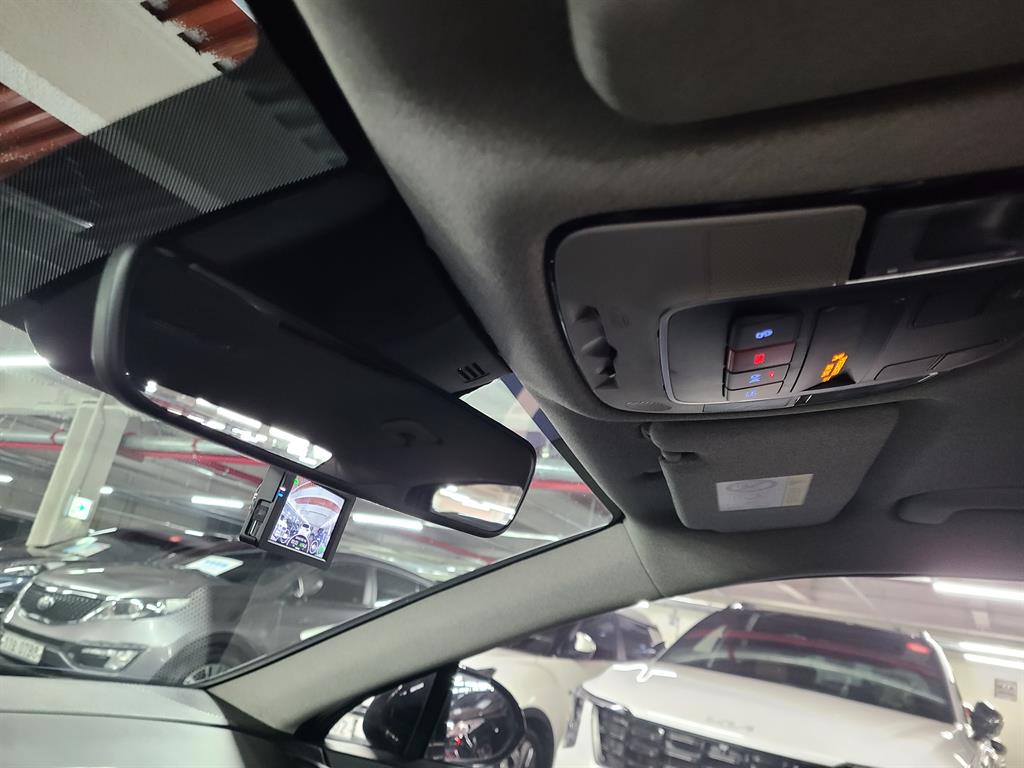 HYUNDAI Sonata - Vista 11