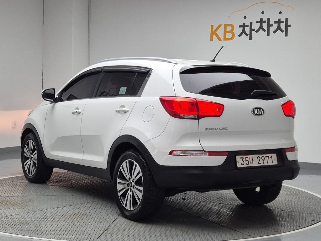 KIA Sportage - Vista 4
