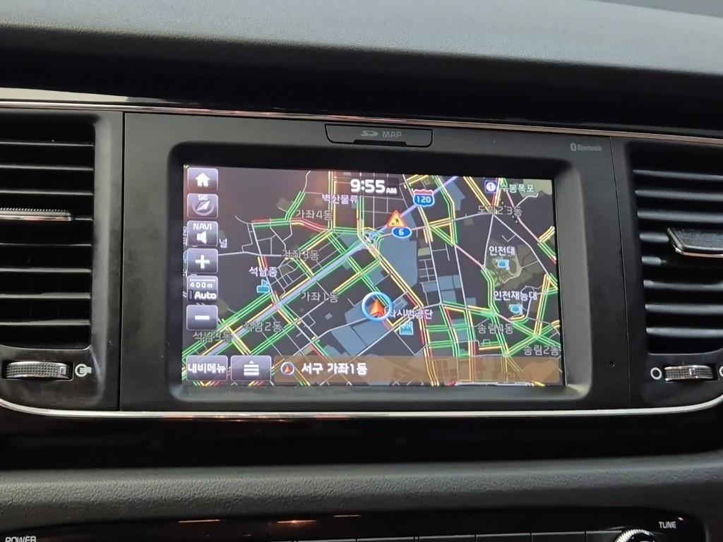 KIA Carnival 2017 Blanco - Importación desde Corea - HF Imports Iquique - Foto 13