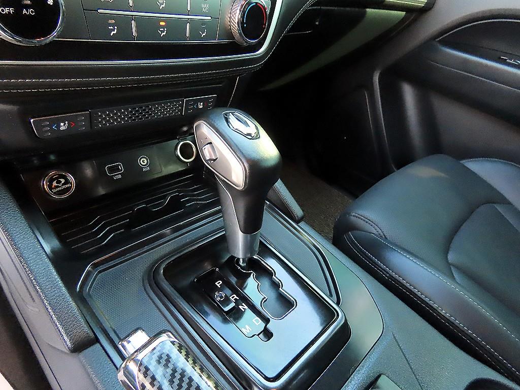 Ssangyong Rexton - Vista 12