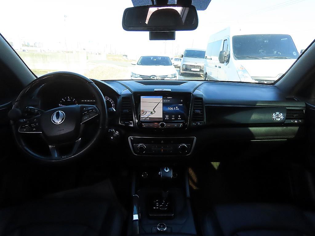 Ssangyong Rexton - Vista 10