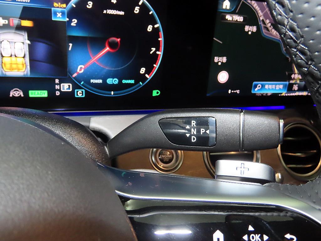 Mercedes Benz E class - Vista 11