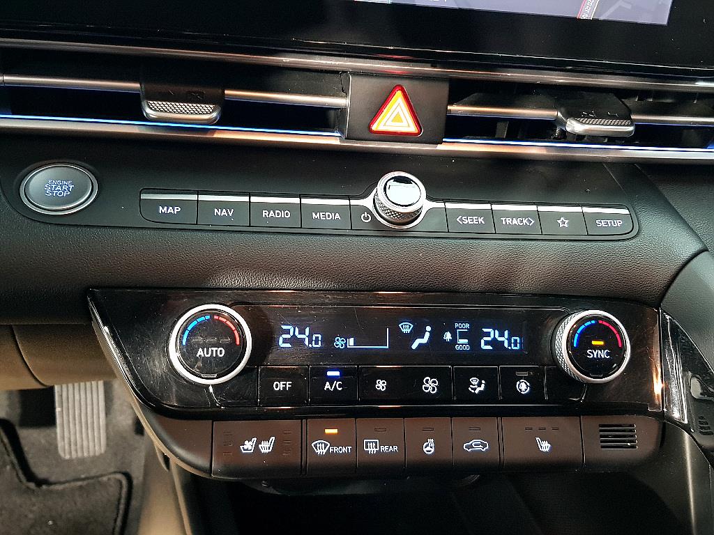 HYUNDAI Avante - Vista 12