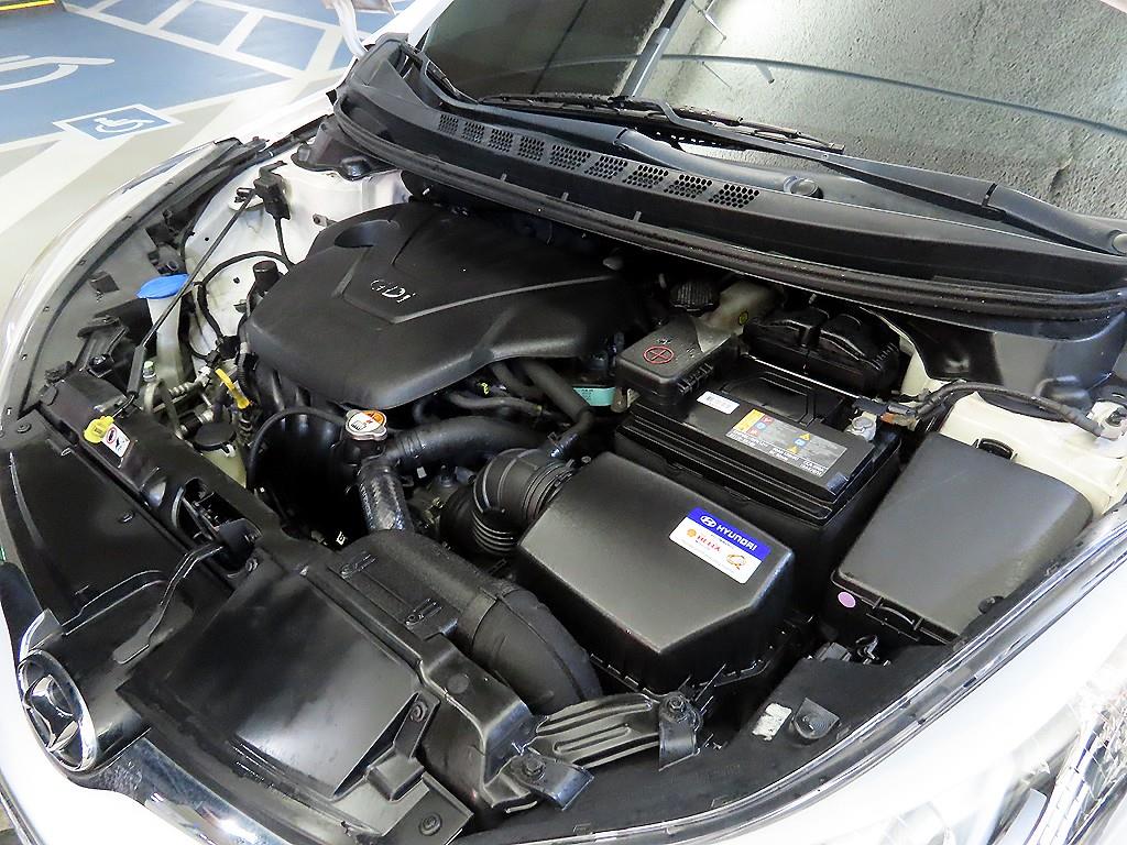 HYUNDAI Avante 2014 Blanco - Importación desde Corea - HF Imports Iquique - Foto 19