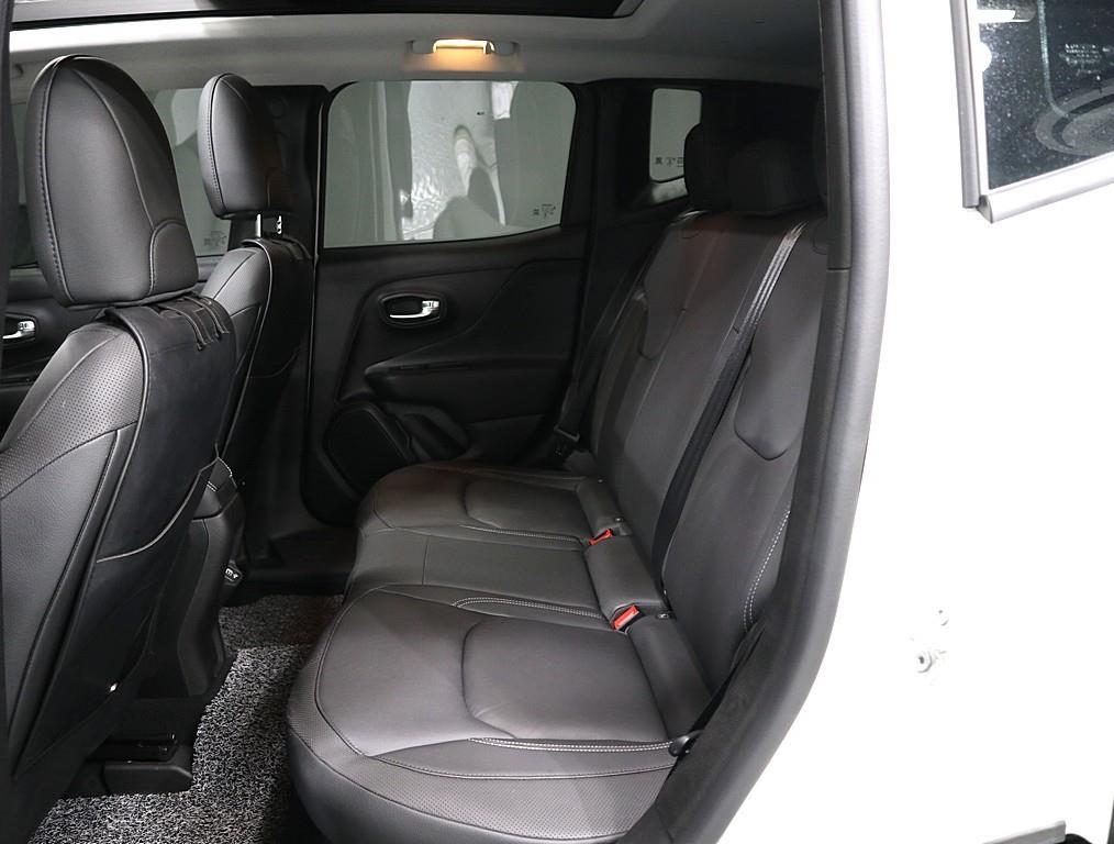 Jeep Renegade - Vista 10