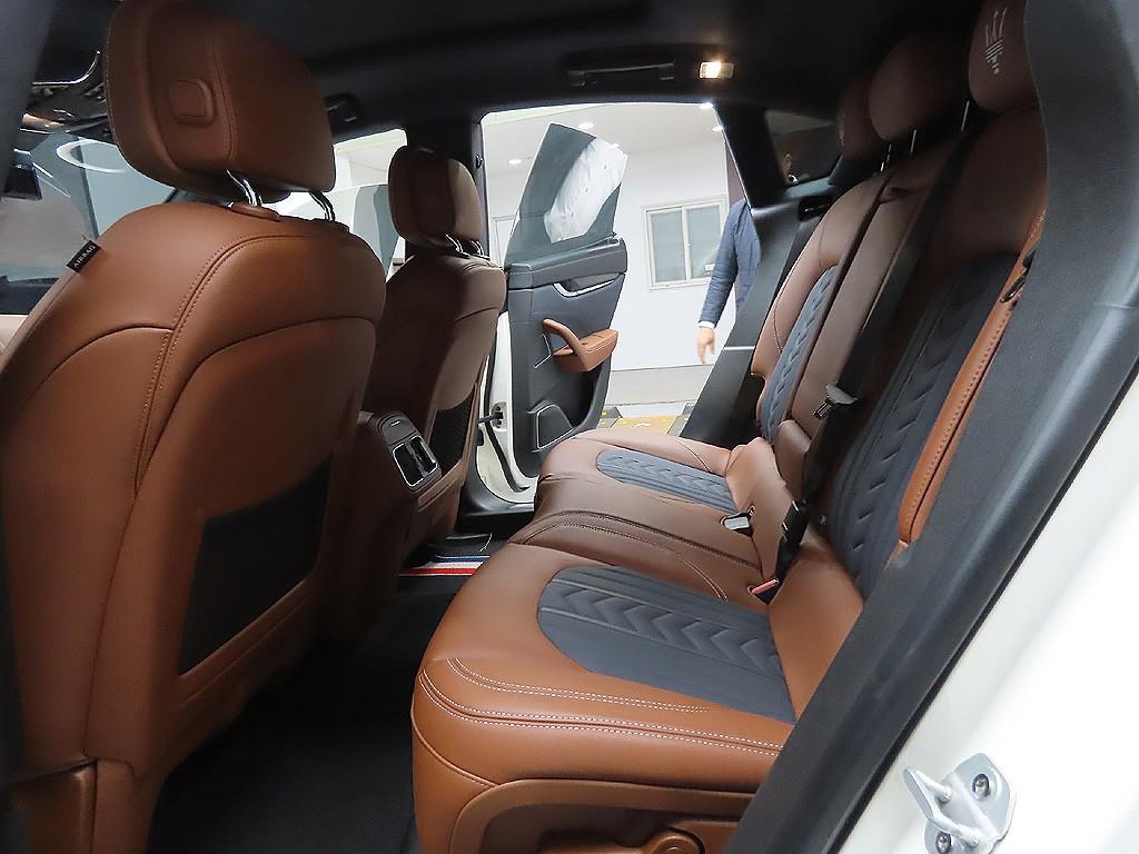 Maserati Levante 2020 Blanco - Importación desde Corea - HF Imports Iquique - Foto 10