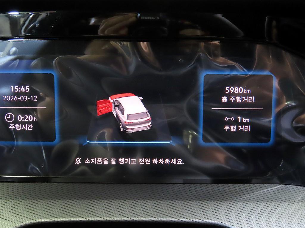 Volkswagen Golf - Vista 9