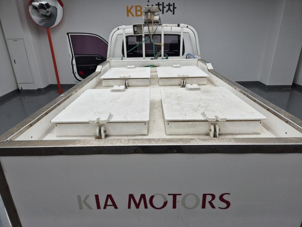 Small Truck (Completed) a live fish car 2019 Blanco - Importación desde Corea - HF Imports Iquique - Foto 14