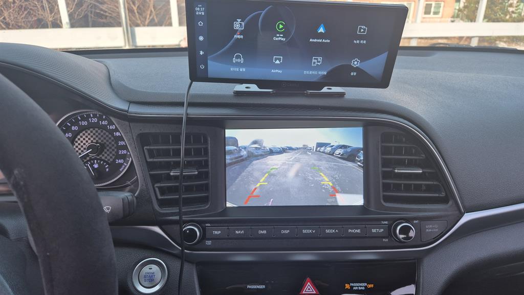 HYUNDAI Avante - Vista 9