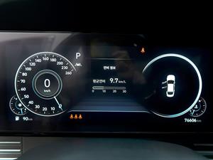 HYUNDAI Grandeur - Vista 12