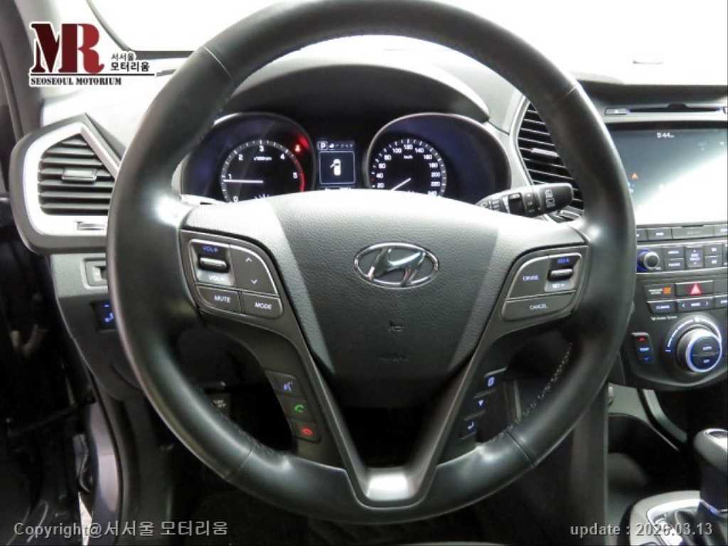 HYUNDAI Santa Fe - Vista 8