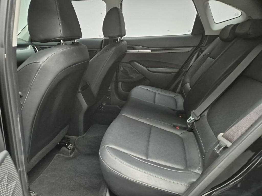 KIA Seltos - Vista 12