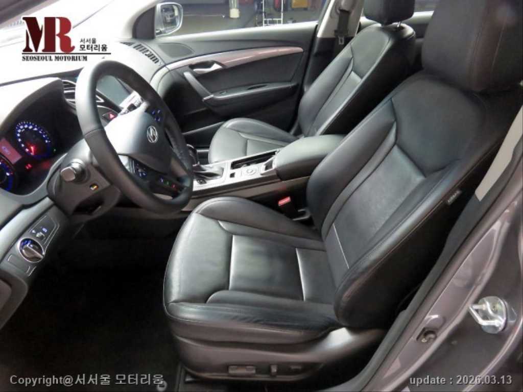 HYUNDAI i40 - Vista 5