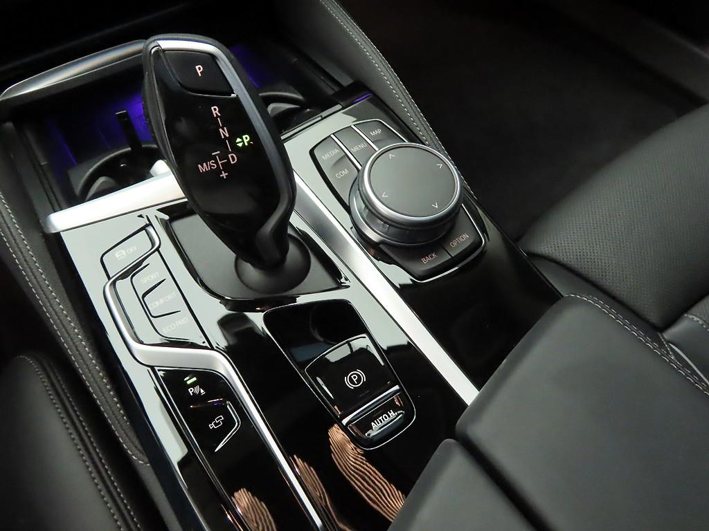 BMW 5 Series - Vista 10