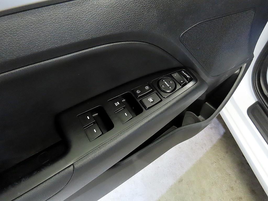 HYUNDAI Avante 2019 Blanco - Importación desde Corea - HF Imports Iquique - Foto 13