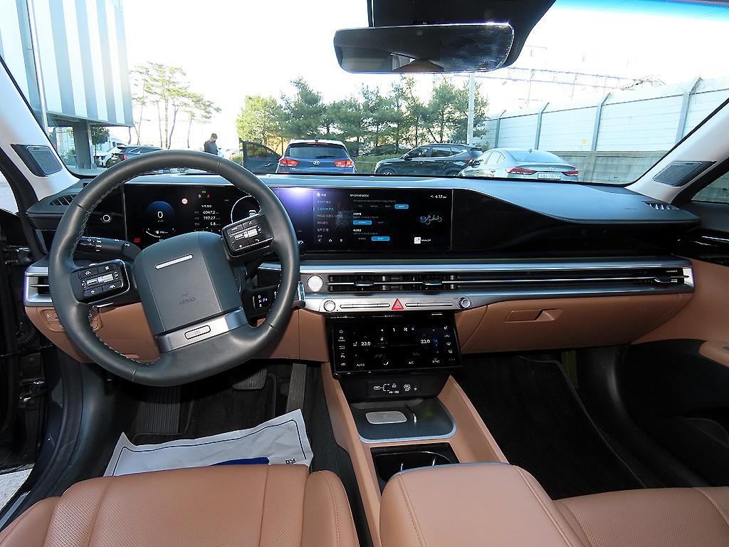 HYUNDAI Grandeur - Vista 7