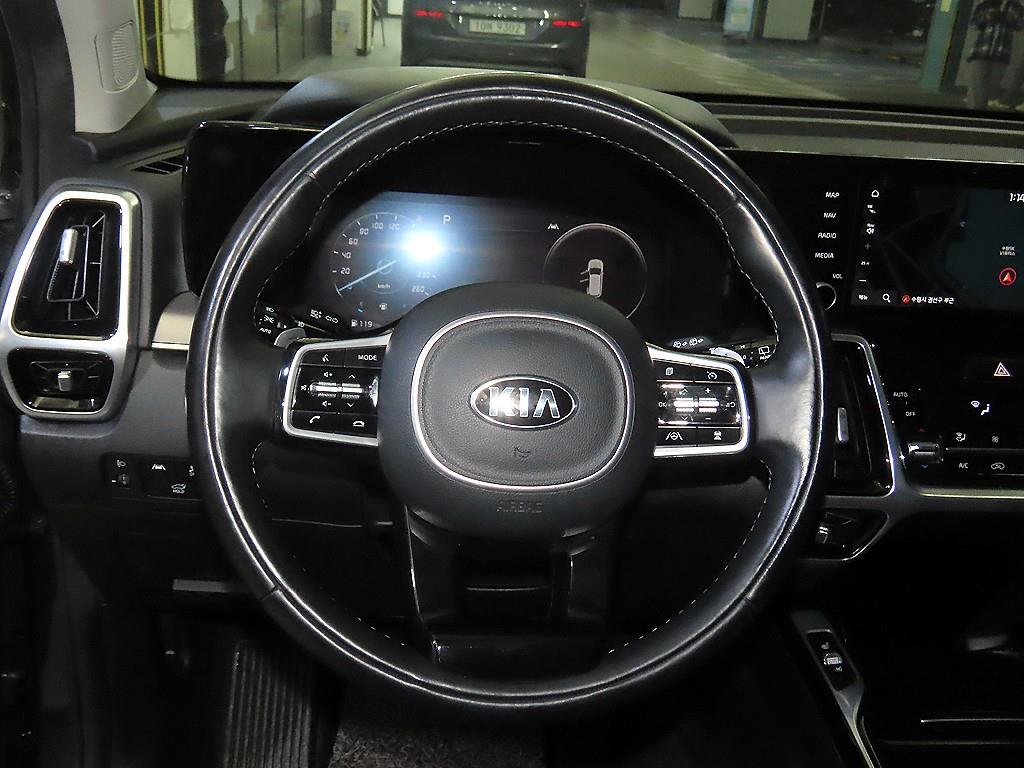 KIA Sorento - Vista 8