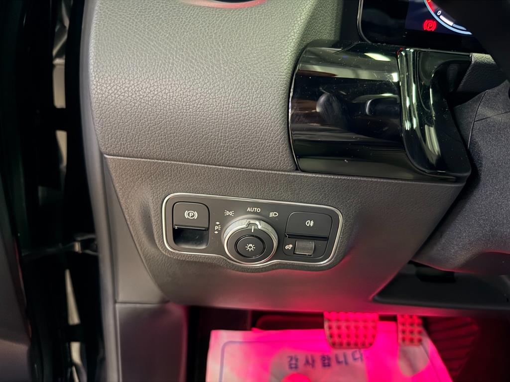 Mercedes Benz GLA Class 2021 Negro - Importación desde Corea - HF Imports Iquique - Foto 17