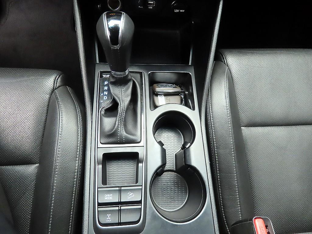 HYUNDAI Tucson - Vista 10