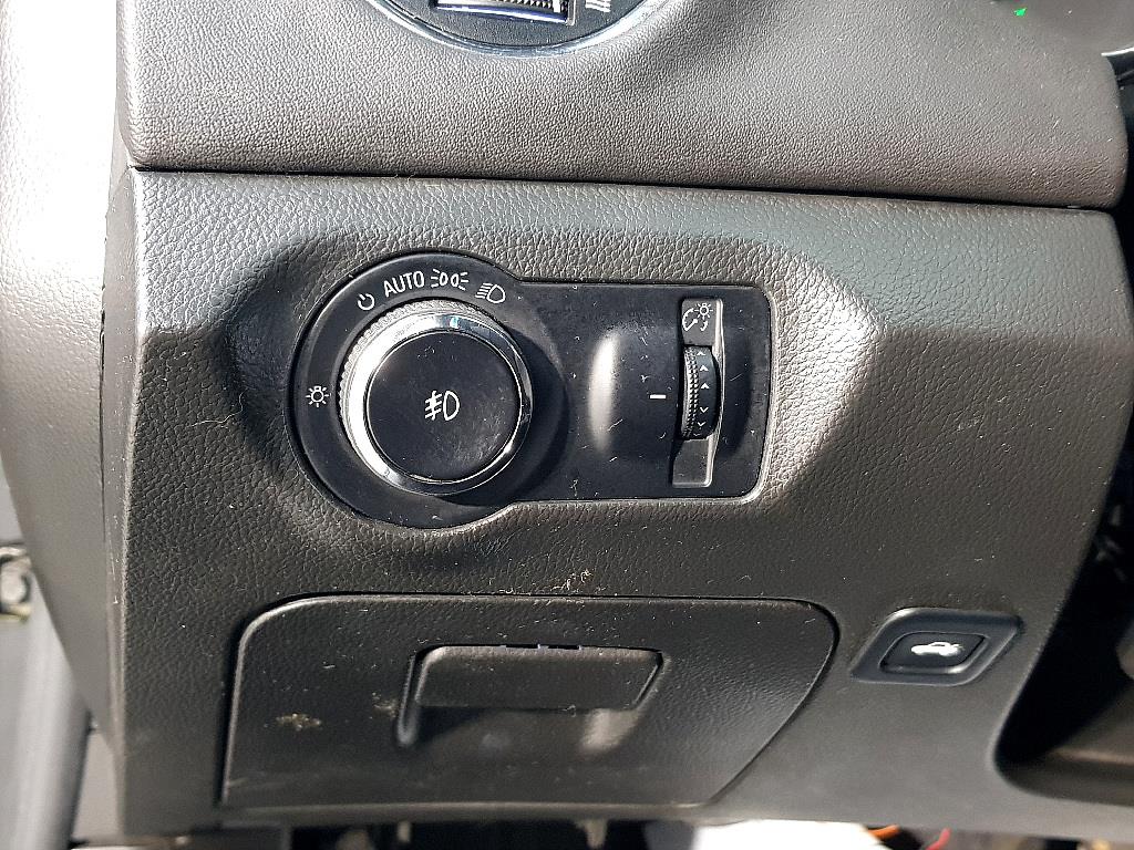 Chevrolet Cruise - Vista 11