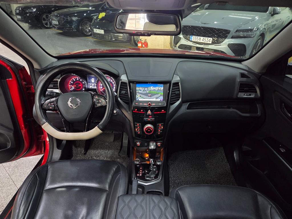 Ssangyong Tivoli - Vista 8