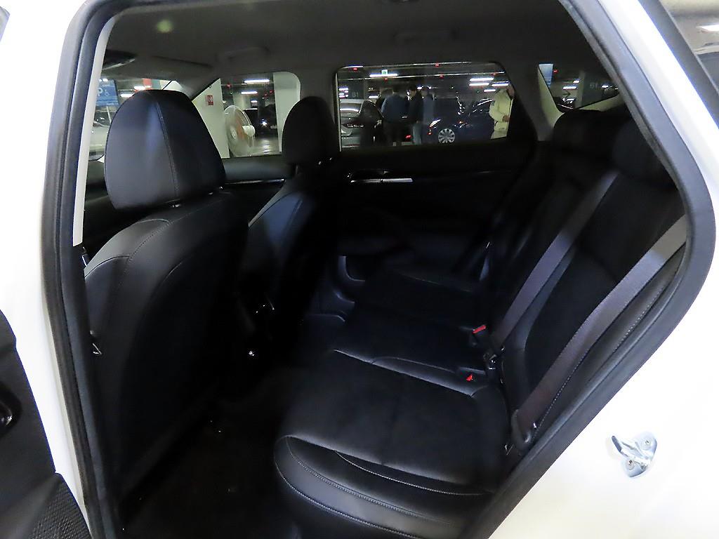 KIA Seltos - Vista 7