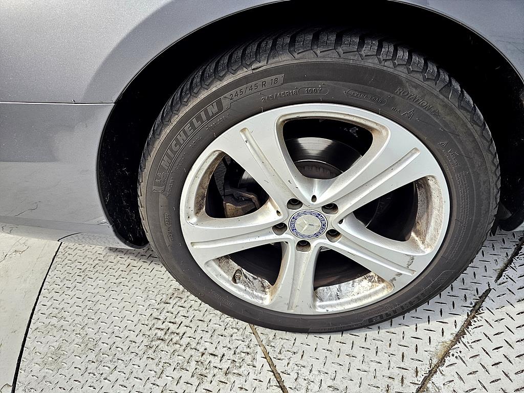 Mercedes Benz E class 2017 Gris - Importación desde Corea - HF Imports Iquique - Foto 20