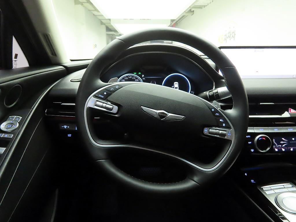 Genesis G80 - Vista 7