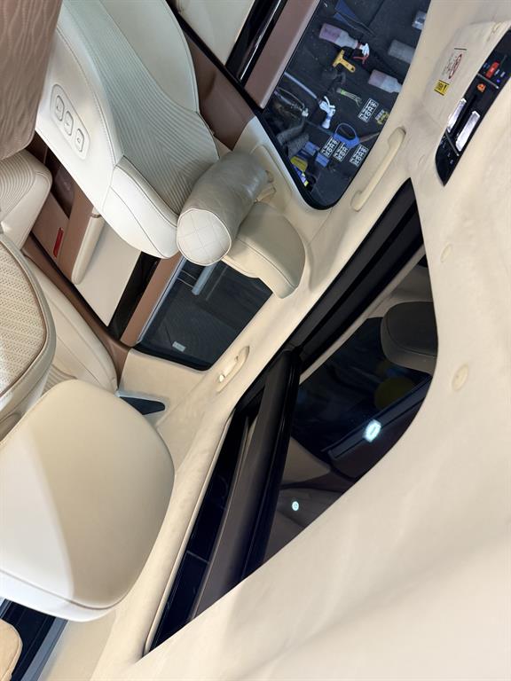 HYUNDAI Grandeur - Vista 9