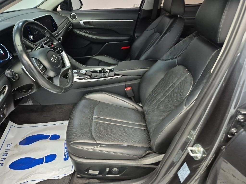 HYUNDAI Sonata - Vista 9