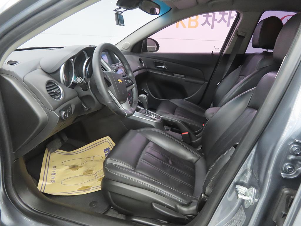 Chevrolet Cruise - Vista 5