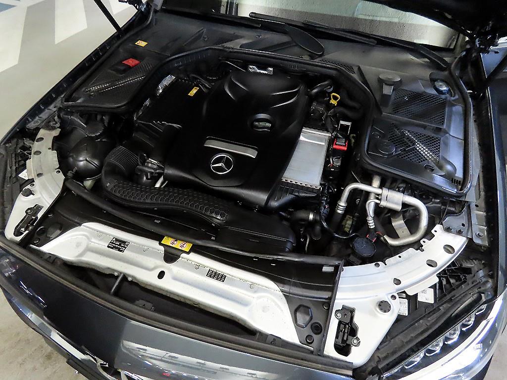 Mercedes Benz C Class 2015 Gris - Importación desde Corea - HF Imports Iquique - Foto 19