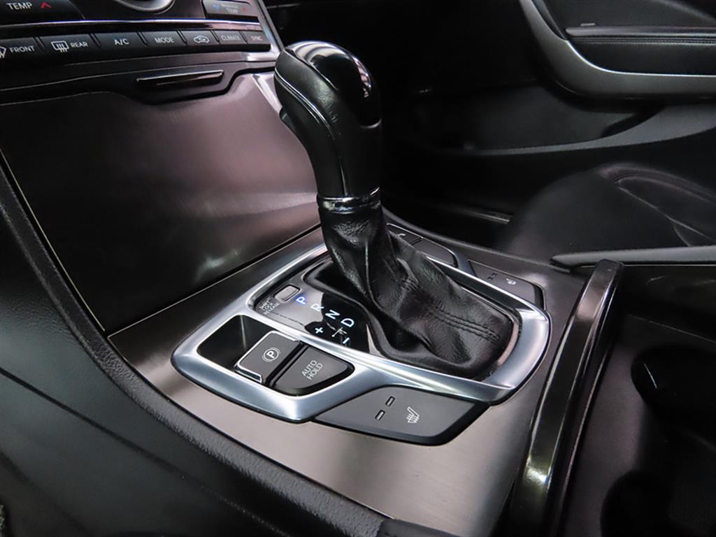 HYUNDAI Grandeur - Vista 11