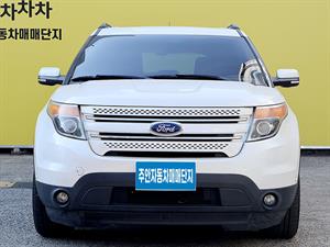 Ford Explorer - Vista 2